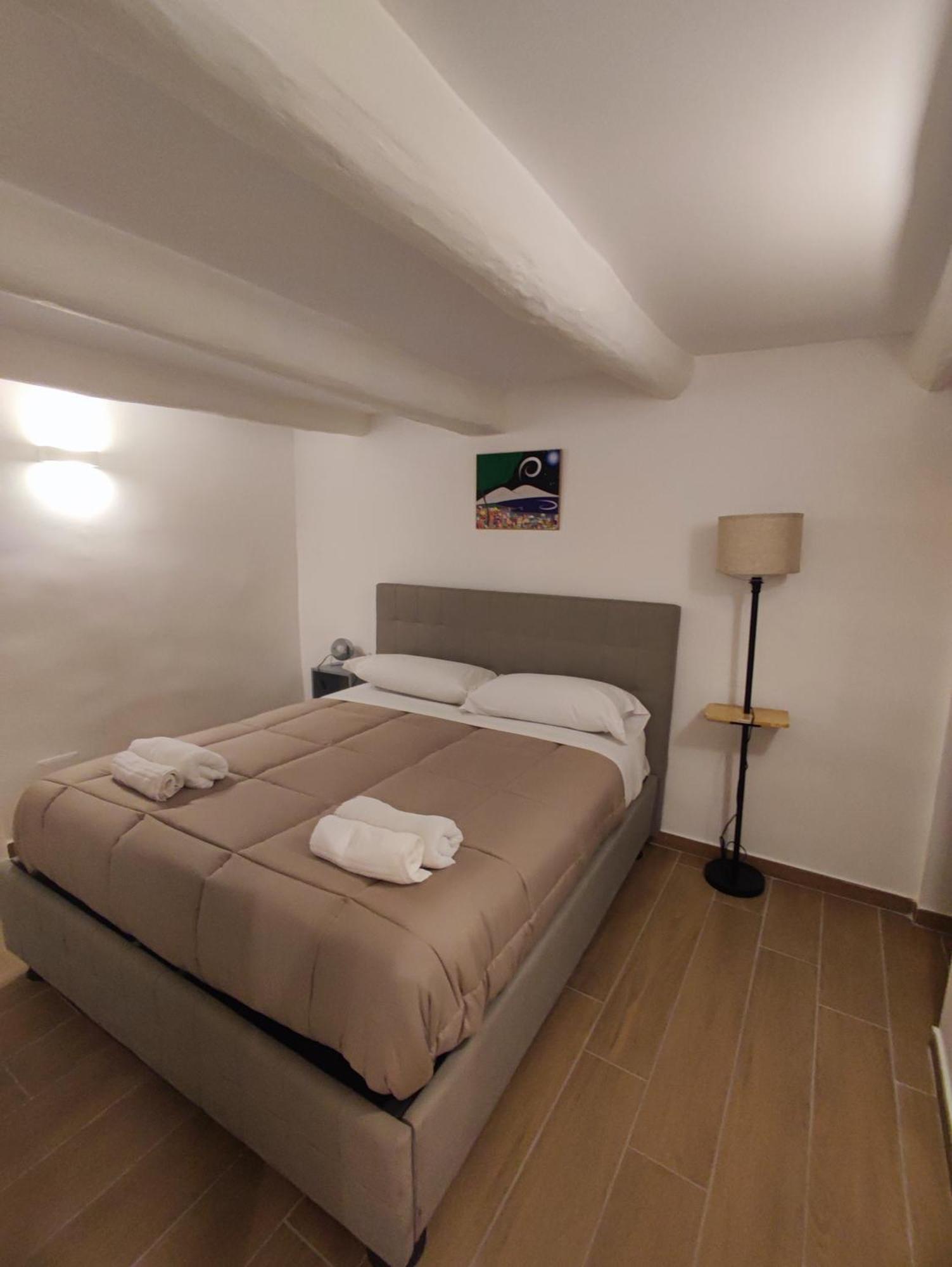 Duchessa Ravaschieri Bed And Breakfast Неаполь Экстерьер фото